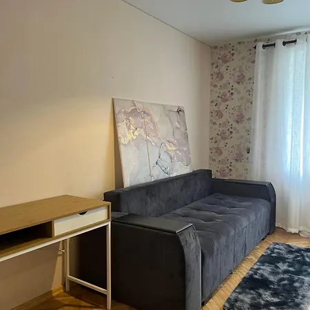 затишна трьохкімнатна у львові Daire Lviv